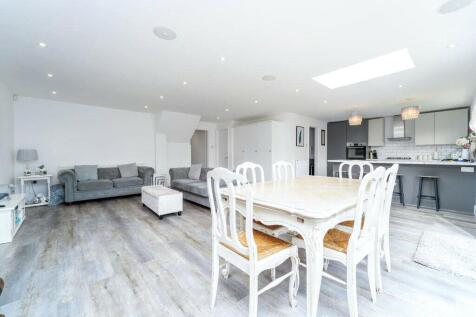 Kitchen/Family Room