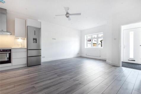 Lounge / Kitchen