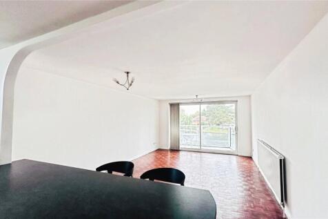 Living/Kitchen