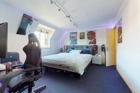BEDROOM FIVE