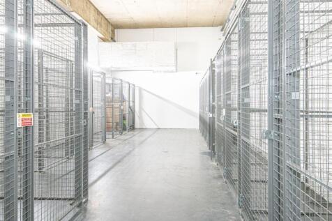 storage cages 1.jpg