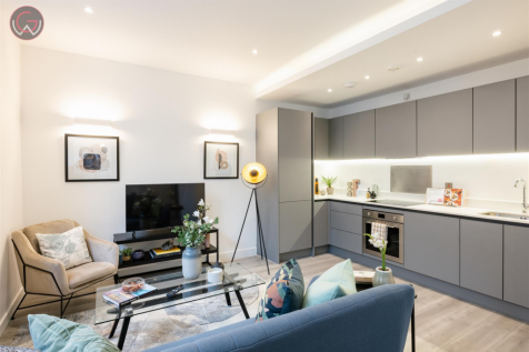 Foxhunter Drive, Milton Keynes 14 © David Phillips