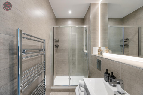 Foxhunter Drive, Milton Keynes 9 © David Phillips 