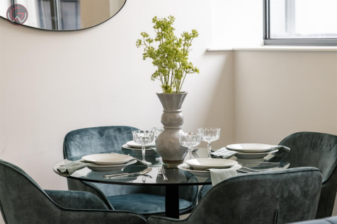 Foxhunter Drive, Milton Keynes 20 © David Phillips