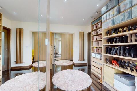 BEDROOM TWO / DRESSING ROOM