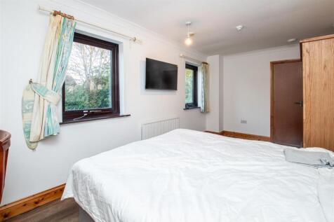 first floor studios_29.jpg