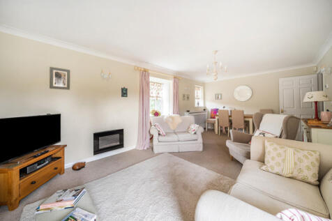 1330713-11-688239...