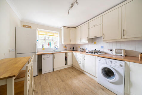 1330713-3-6882378...