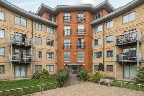 1361926-18-68dcf7...