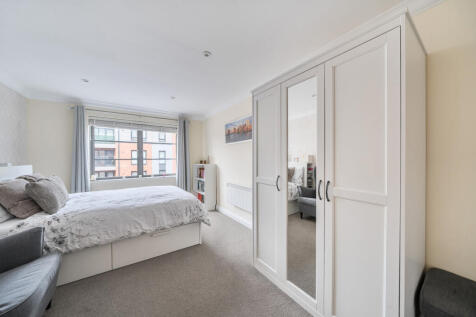 1361926-6-68dcf5a...