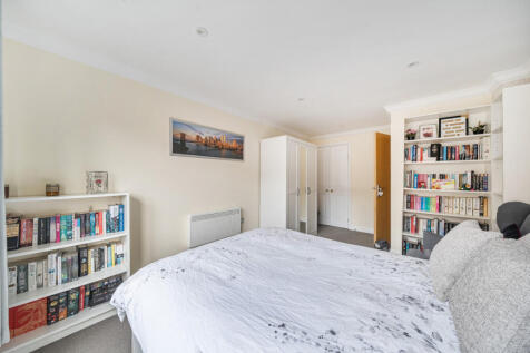 1361926-9-68dcf6f...