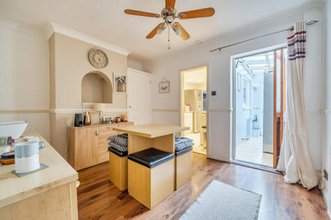 1369302-11-68f66b...