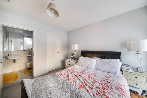 1375708-17-690b8f...