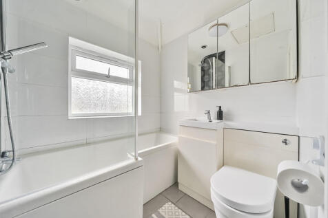 1302252-15-683f1d...