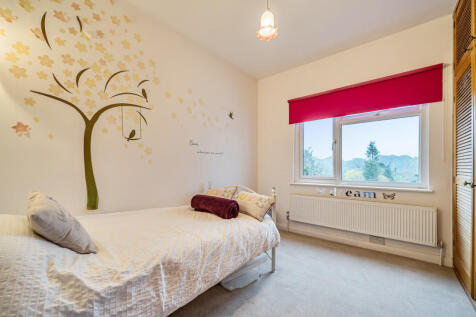 1380974-5-69174a4...