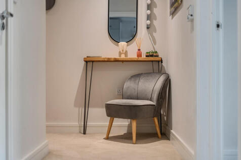 1380300-7-691615e...