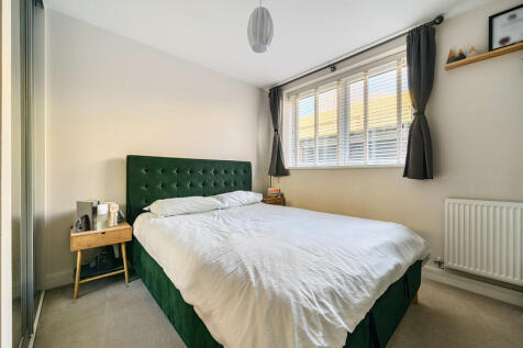 1380300-1-691615d...