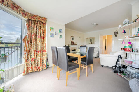 1363519-5-68fa3ba...