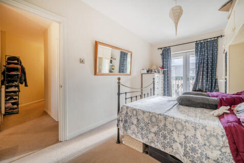 1363519-16-68fa3c...