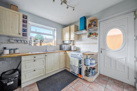 1386636-3-6932c6c...