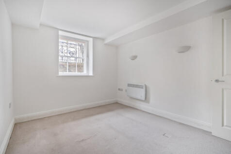 1369097-2-68ee0f0...