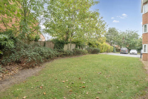 1365847-8-68ece3b...