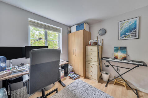 1365847-2-68ece22...