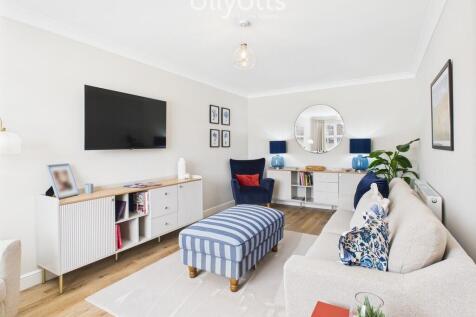 Lounge styling