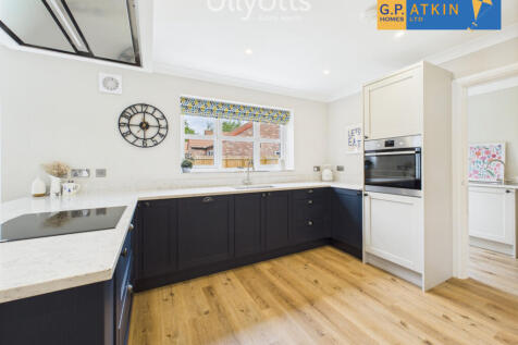 Kitchen styling