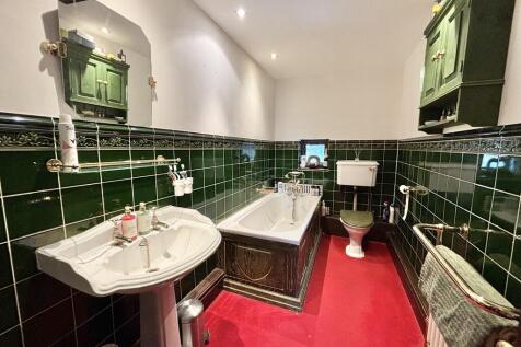Master Ensuite