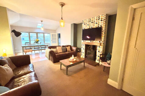 Sitting Room/Dini...