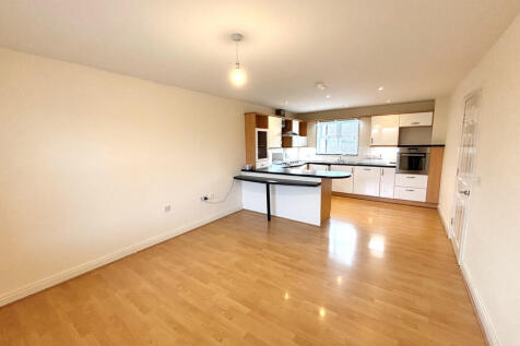 Lounge/Kitchen
