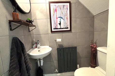 Cloakroom/WC