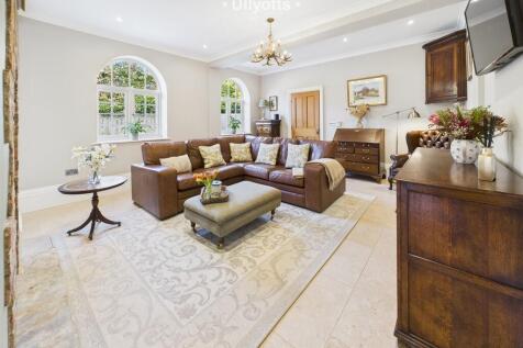 Open plan lounge