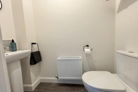 Cloakroom/WC
