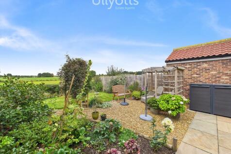 Garden with open ...