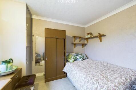 Woodland View Bed...