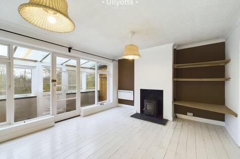 Cottage Lounge