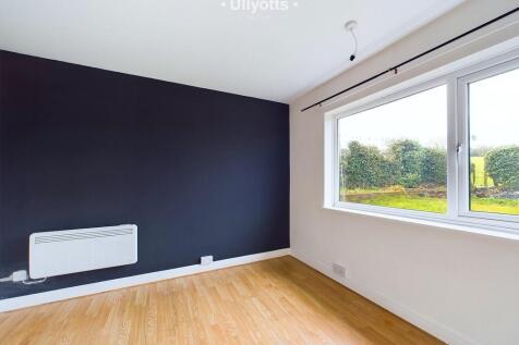 Cottage Bedroom 2