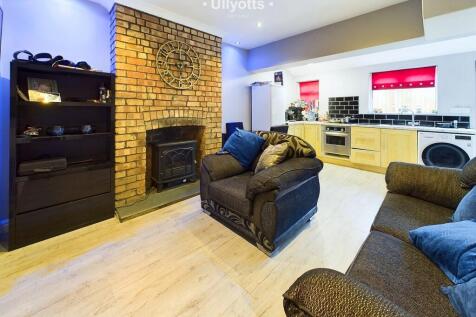 Kitchen / Dining ...