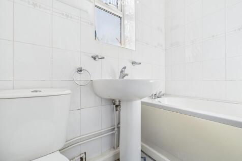 Ground Floor Bath...