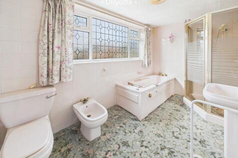 Master Ensuite