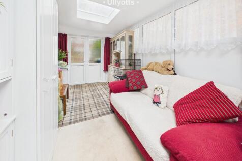 Sitting Room / St...