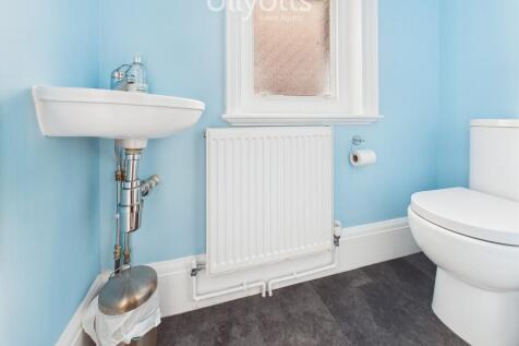First Floor WC