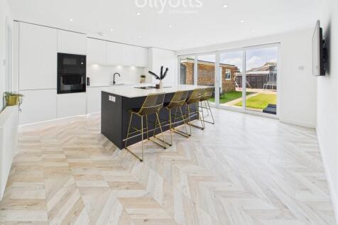 Kitchen/Dining Ar...