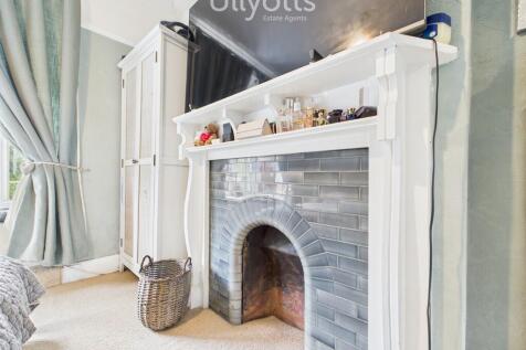 Feature Fireplace