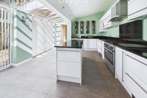 Breakfast Kitchen