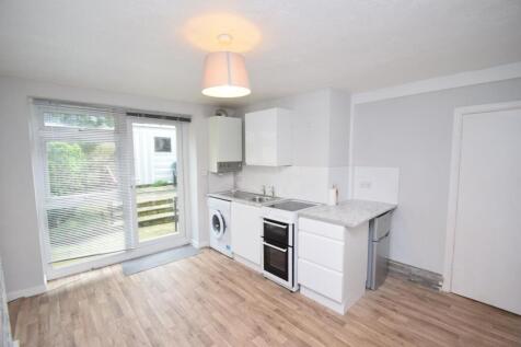Open Plan Reception / Kitchenette