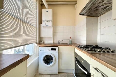 kitchen1.jpg