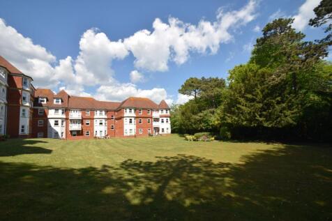 41 Eversley Court - front.JPG